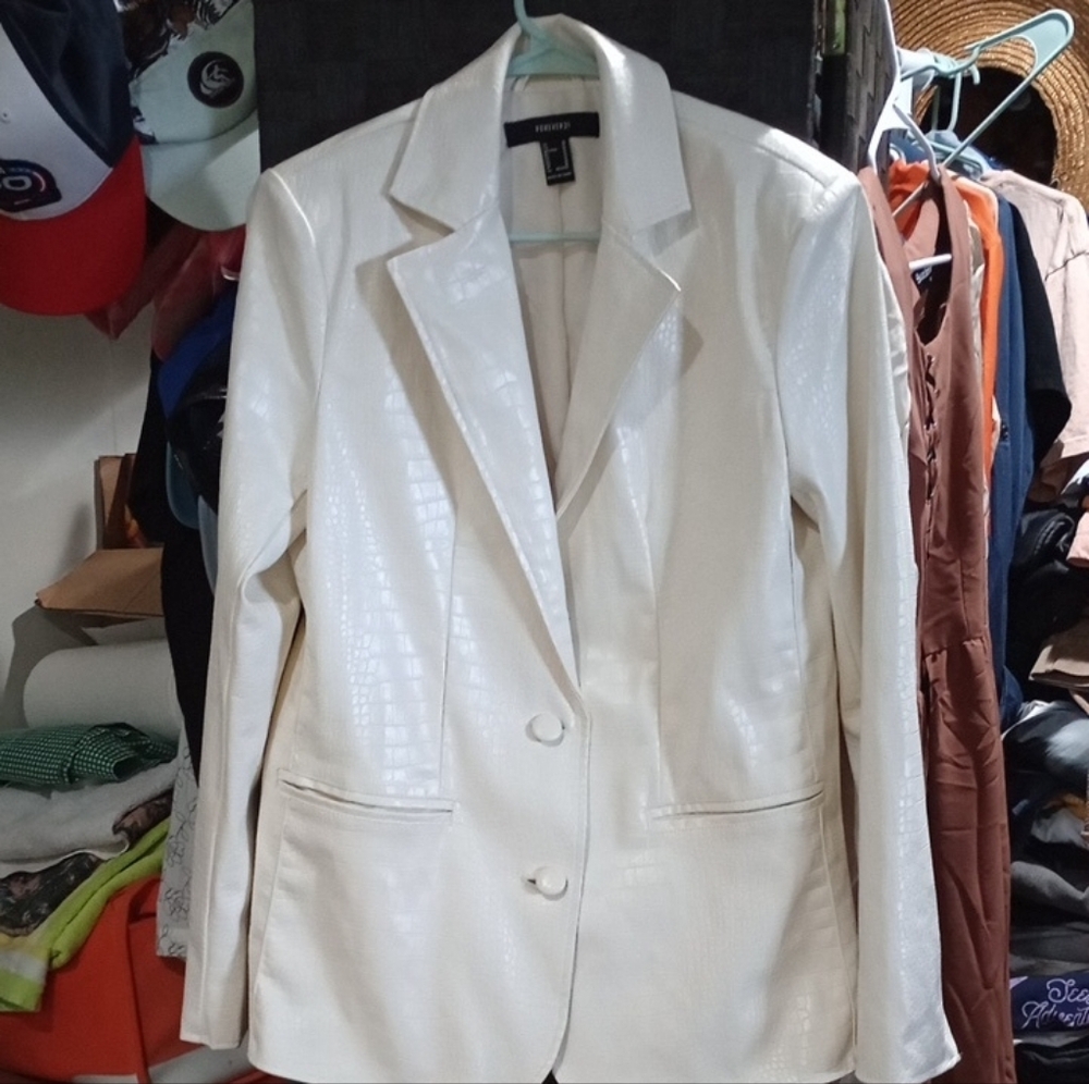 Forever 21 White Snakeskin Textured Blazer